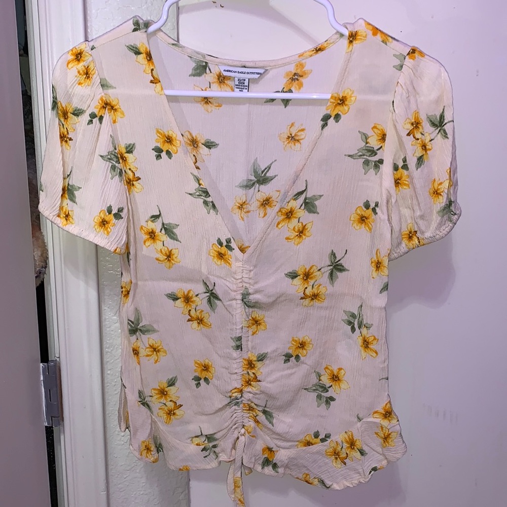 American Eagle Floral Blouse